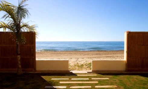 Beachfront villa for sale in Marbella east, Costa del Sol 