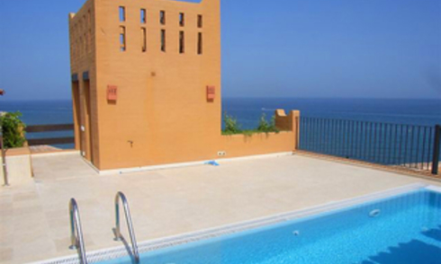 Beachfront luxury penthouse apartment for sale, on the New Golden Mile, between Marbella and Estepona 