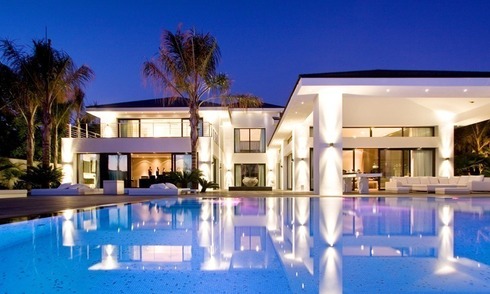 Contemporary new luxury villa for sale exclusive beachside Los Monteros Playa - Marbella 