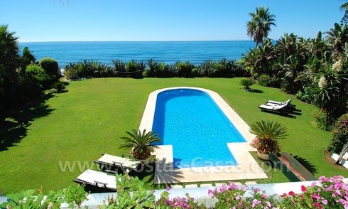 Exclusive frontline beach villa for sale, Marbella - Estepona 