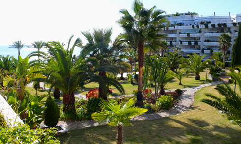 Beachfront apartment for sale, Golden Mile, Marbella 