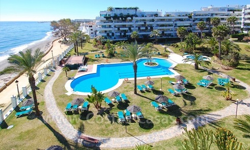 Beachfront contemporary apartment for sale, Golden Mile, Marbella 