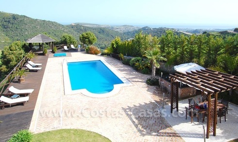 Contemporary villa for sale on front line golf, Benahavis – Marbella 