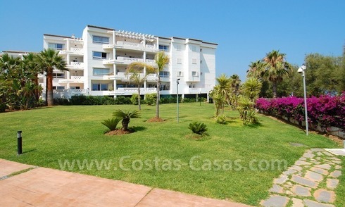 Beachfront apartment for sale in Puerto Banús – Marbella 