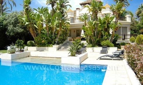 Classical style villa to buy beachside in Eastern Marbella 