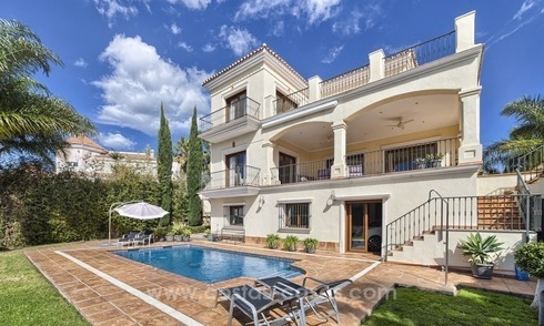 Luxury villa for sale with sea views in Benahavis, Marbella 