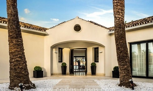 Front Line Golf Refurbished Villa for sale in Los Naranjos Golf, Nueva Andalucía, Marbella 