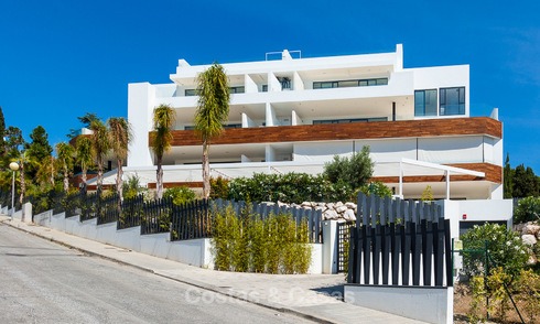 Last unit! Modern exclusive apartments for sale, each with their own heated pool, on the Golden Mile, Marbella 4267