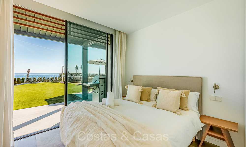 Unique ultra-modern beach front designer villa for sale, New Golden Mile, Marbella - Estepona. Ready to move in. 72247