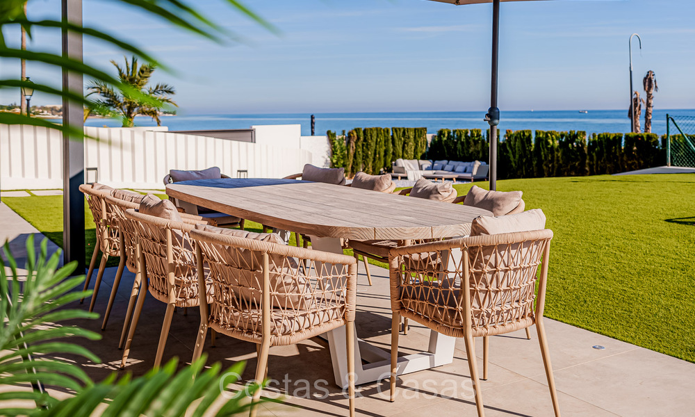 Unique ultra-modern beach front designer villa for sale, New Golden Mile, Marbella - Estepona. Ready to move in. 72263