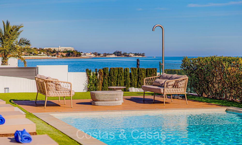 Unique ultra-modern beach front designer villa for sale, New Golden Mile, Marbella - Estepona. Ready to move in. 72272