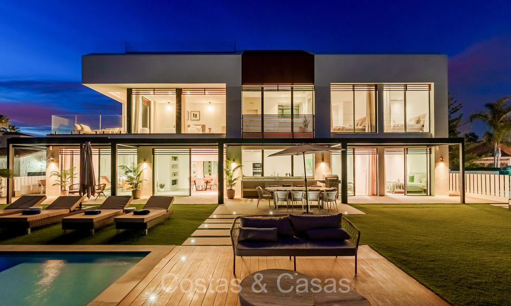 Unique ultra-modern beach front designer villa for sale, New Golden Mile, Marbella - Estepona. Ready to move in. 72287