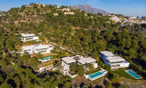 Resale. Contemporary luxury villa with sea views for sale, in an exclusive urbanisation in Benahavis - Marbella 21656