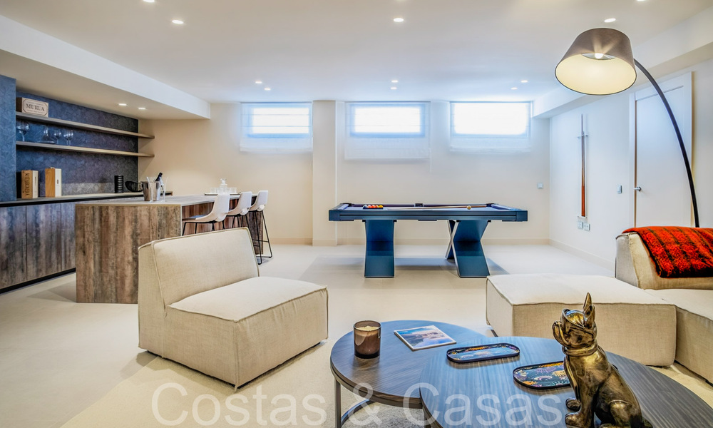 New luxury front line beach villa for sale in an exclusive complex, New Golden Mile, Marbella - Estepona 69843