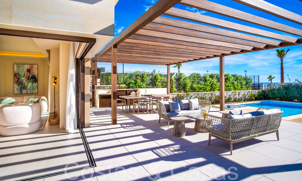 New luxury front line beach villa for sale in an exclusive complex, New Golden Mile, Marbella - Estepona 69852
