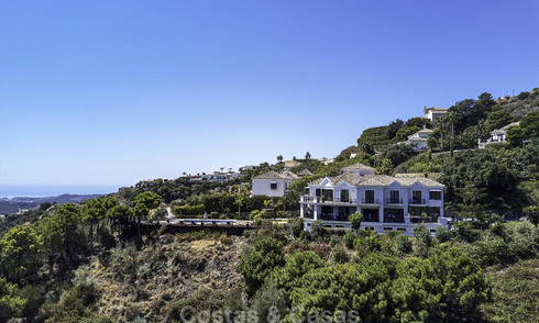 Charming rustic-modern luxury villa for sale with fantastic views in a gorgeous country estate, Benahavis - Marbella 16091