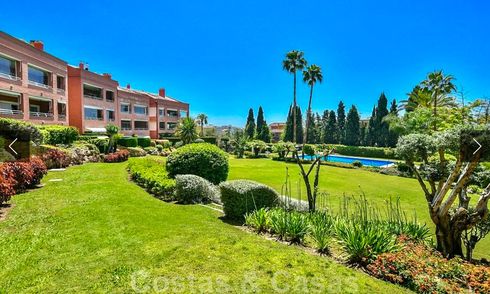 5-bedroom penthouse apartment for sale on the Golden Mile, short stroll to the beach and Marbella town 27665