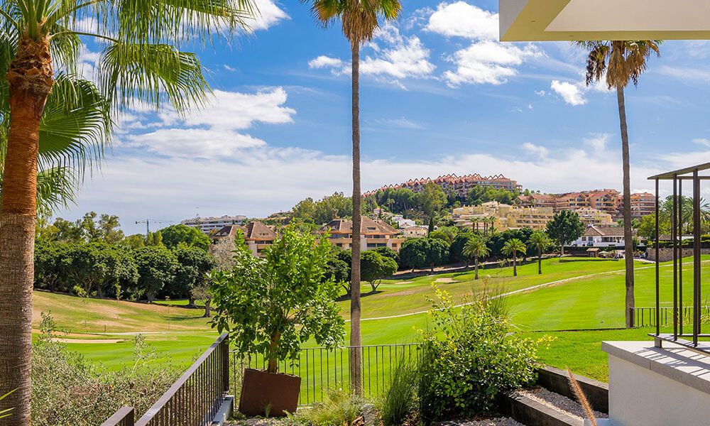 New, ultra-modern luxury villa for sale with architectural design, frontline golf Los Naranjos in Nueva Andalucia, Marbella 73102