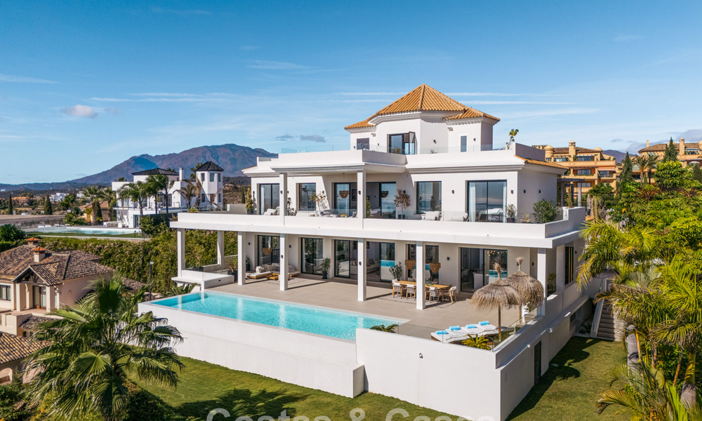 Exclusive designer villa with panoramic sea views for sale in the a five-star golf resort in Marbella - Benahavis 74767