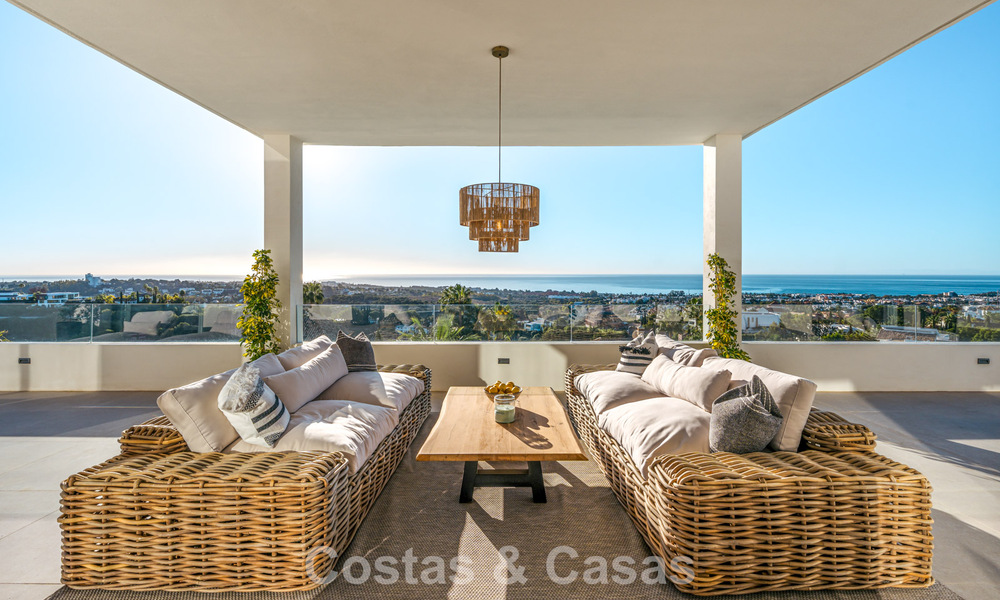 Exclusive designer villa with panoramic sea views for sale in the a five-star golf resort in Marbella - Benahavis 74785