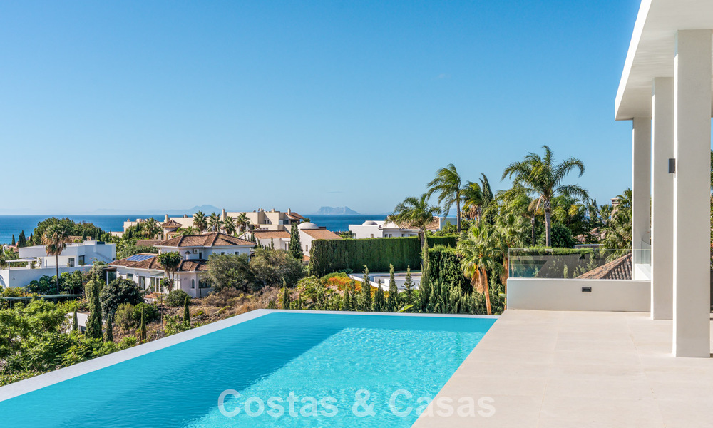 Exclusive designer villa with panoramic sea views for sale in the a five-star golf resort in Marbella - Benahavis 74793