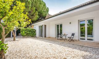 Spacious luxury villa for sale with extensive private garden east of Marbella centre 68883 