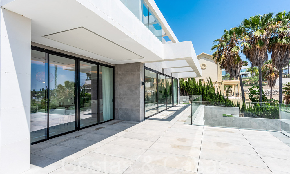 New, modernist designer villa for sale with stunning sea views in five-star golf resort in Marbella - Benahavis 68484