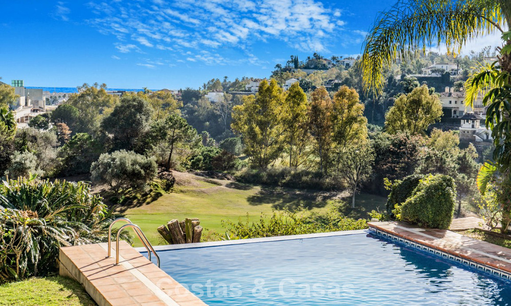 Spacious luxury villa for sale adjacent to prime golf course in La Quinta golf resort, Benahavis - Marbella 774238