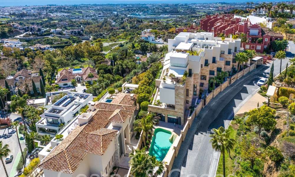 Luxurious duplex apartment with panoramic sea views for sale in Benahavis - Marbella 67359