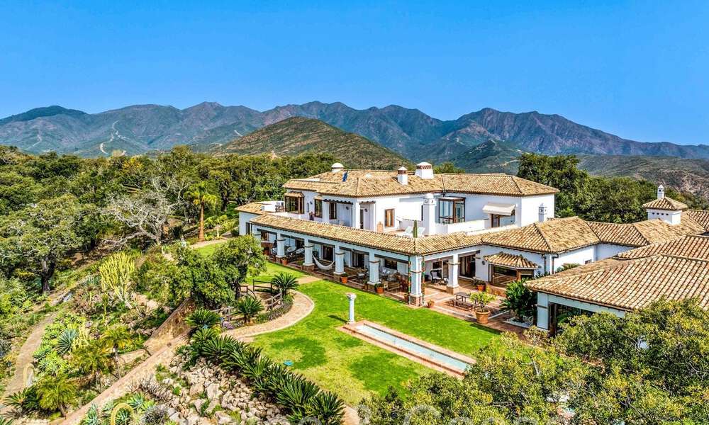 Magnificent Andalusian country estate for sale on an elevated plot of 5 hectares in the hills of East Marbella 67550