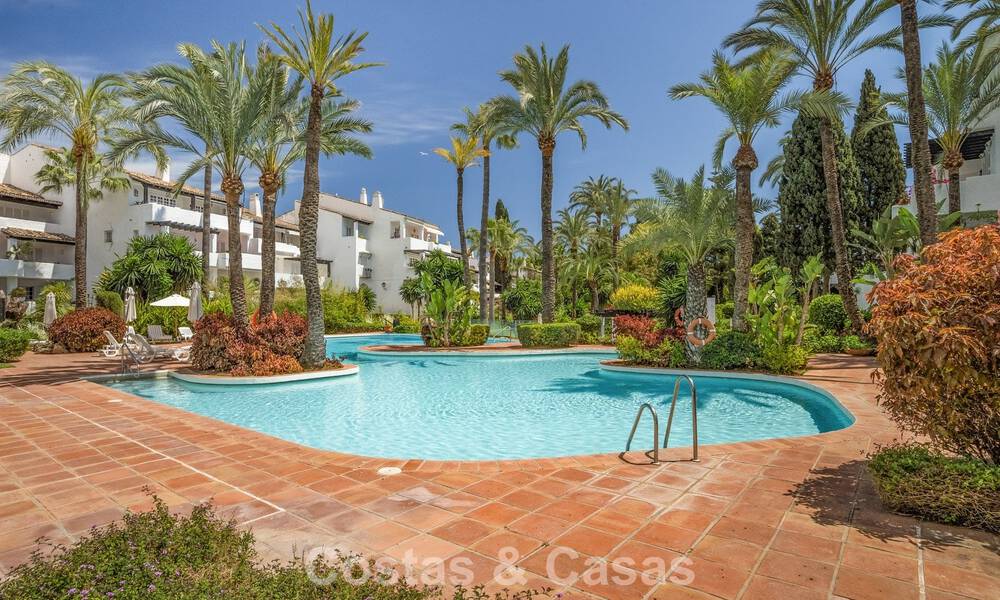 Spacious penthouse for sale located in Puente Romano on Marbella's Golden Mile 67885