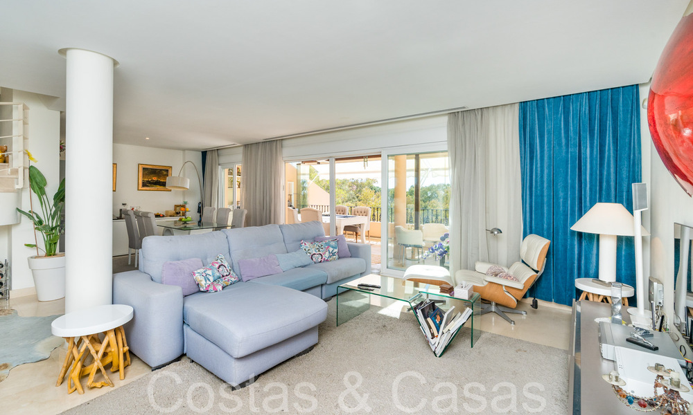 Spacious and bright duplex penthouse for sale located in Nueva Andalucia, Marbella 68002
