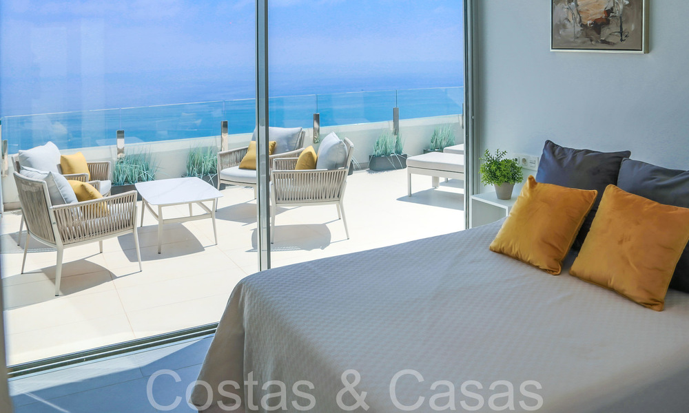 Luxurious, modern, duplex penthouse with panoramic sea views for sale in Benalmadena, Costa del Sol 68022