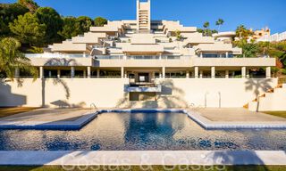 Luxurious apartment for sale with unobstructed, panoramic sea views in Nueva Andalucia, Marbella 68087 