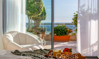 Luxurious apartment for sale with unobstructed, panoramic sea views in Nueva Andalucia, Marbella 68111 