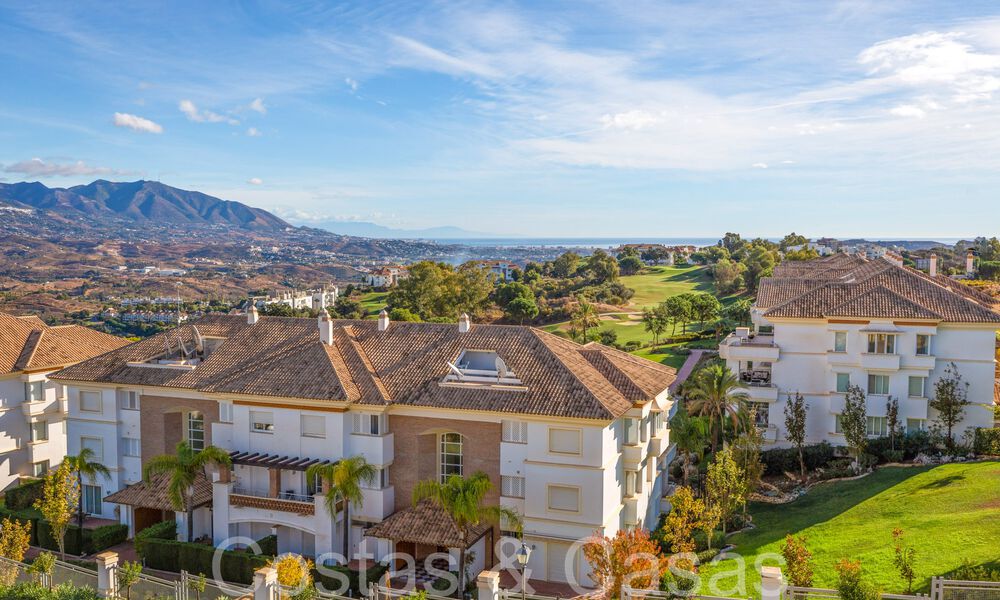 Elegant penthouse with beautiful views for sale in an exclusive golf resort in Mijas, Costa del Sol 68303