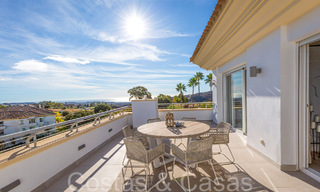 Elegant penthouse with beautiful views for sale in an exclusive golf resort in Mijas, Costa del Sol 68306 