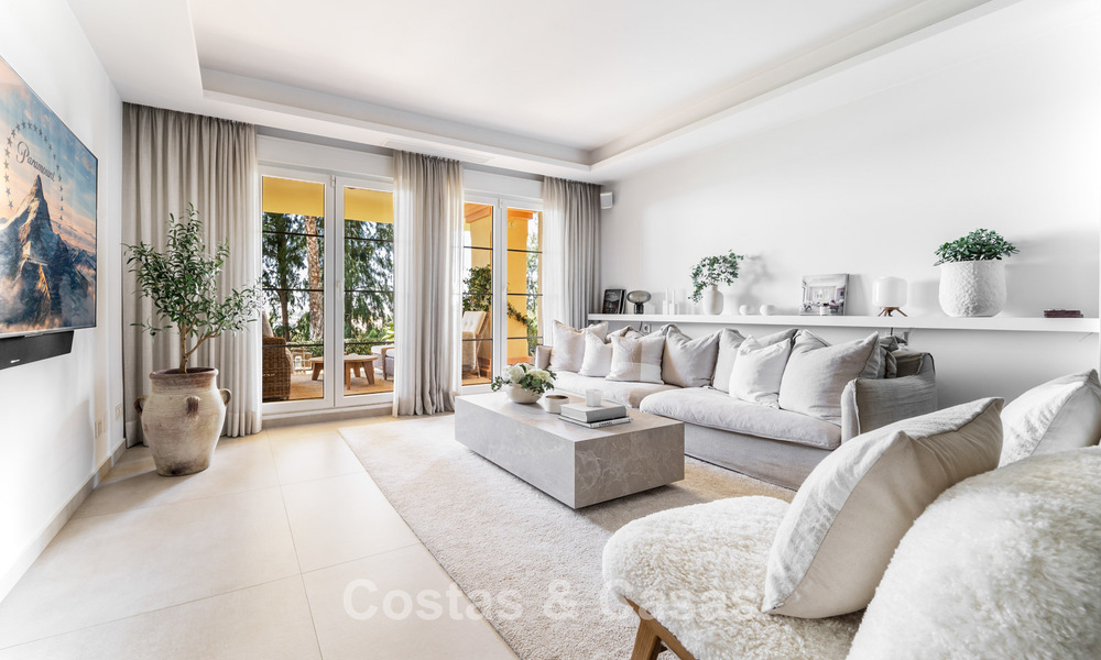 Luxury apartment for sale within walking distance of Puerto Banus and the beach in Nueva Andalucia, Marbella 67873