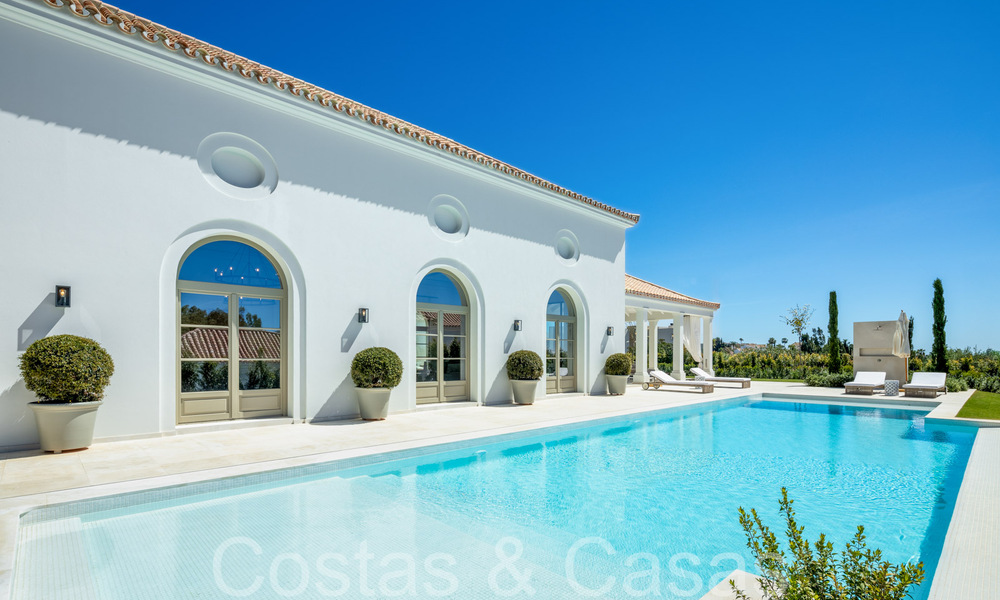 Ready to move luxury villa with contemporary Mediterranean design for sale in a prestigious golf area in Nueva Andalucia, Marbella 68409