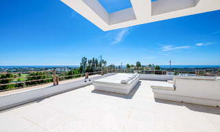 Ready to move, high-end designer villa for sale, frontline golf with sea views in Benahavis - Marbella 68415 