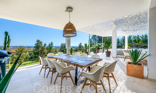 Ready to move, high-end designer villa for sale, frontline golf with sea views in Benahavis - Marbella 68416 