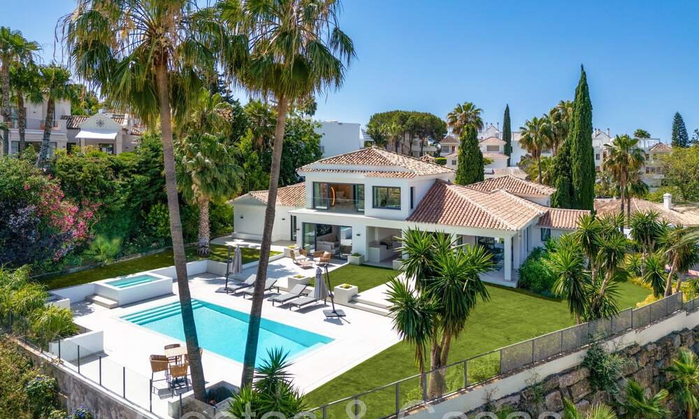 Contemporary renovated luxury villa for sale, frontline golf in Nueva Andalucia, Marbella 70540