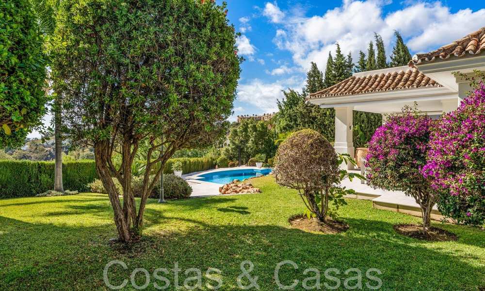 Ready to move in Mediterranean luxury villa for sale, on a first line golf in La Quinta, Benahavis - Marbella 68261