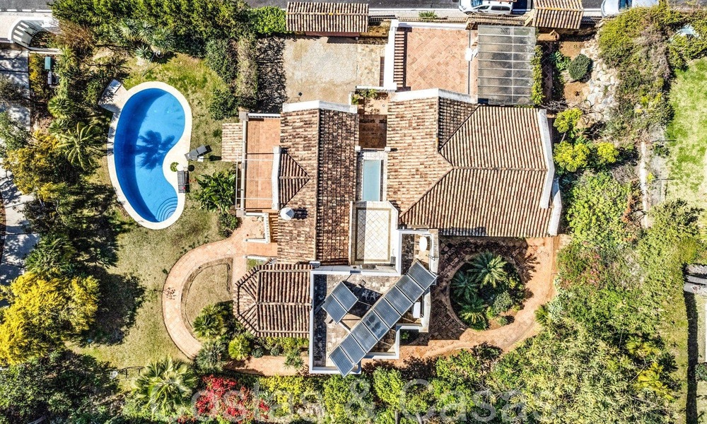 Ready to move in, Andalusian luxury villa for sale, in the prestigious Cascada de Camojan in Marbella 68239