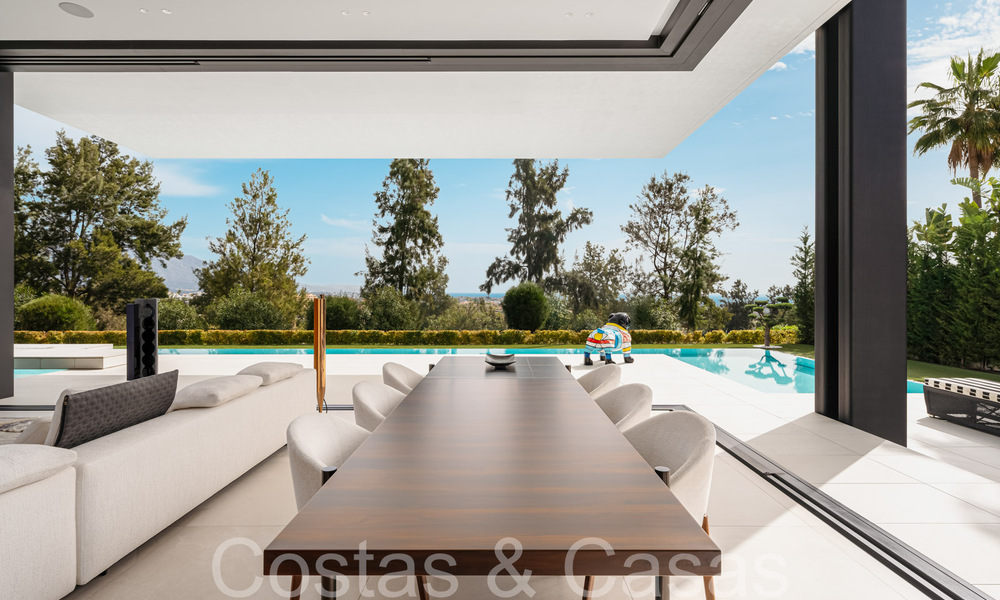 Modern, single storey, luxurious villa for sale directly on the golf course in Benahavis - Marbella 68464