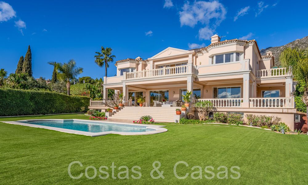 Classic Mediterranean villa with breathtaking sea views for sale in Marbella's leading Cascada de Camojan 68500