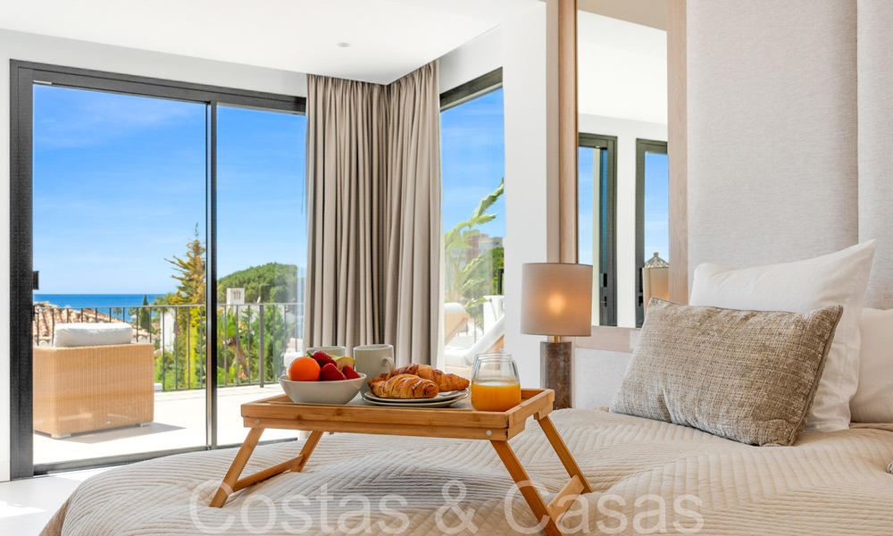 Ready to move in, chic Mediterranean luxury villa for sale, beachside east of Marbella centre 68633