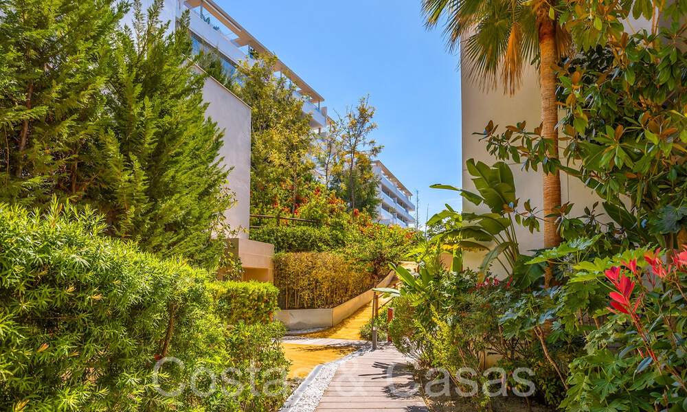 Ready to move in modern apartment for sale with panoramic views in exclusive Benahavis – Marbella 68515