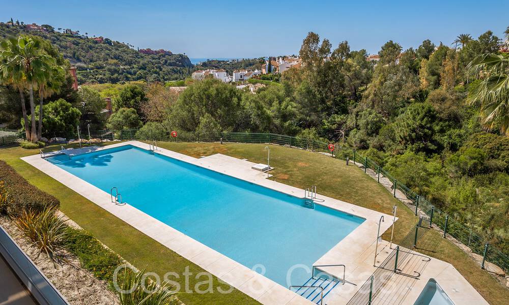 Ready to move in modern apartment for sale with panoramic views in exclusive Benahavis – Marbella 68533