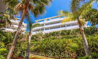 Ready to move in modern apartment for sale with panoramic views in exclusive Benahavis – Marbella 68540 